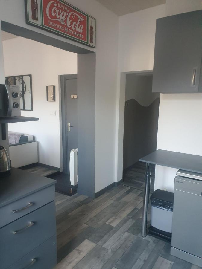 Bienvenue Chez Les Ch'Oups Le Loft 50 M2 Apartment La Bourboule Exterior photo